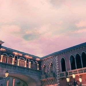 Meet your Posher, Tom